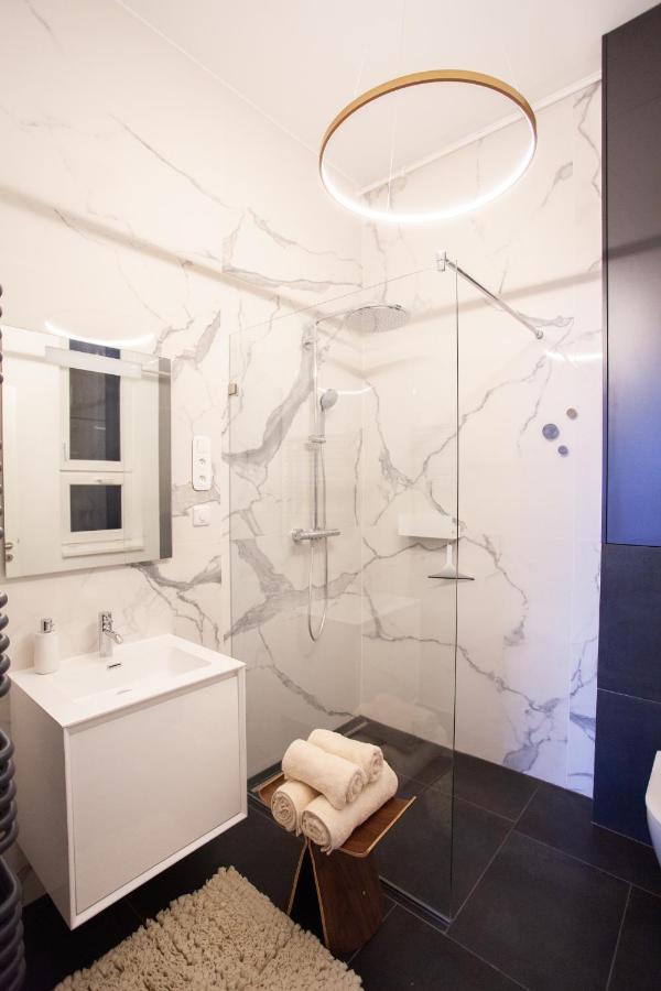 Apartamento Real Deluxe Next To Danube Budapest Exterior foto