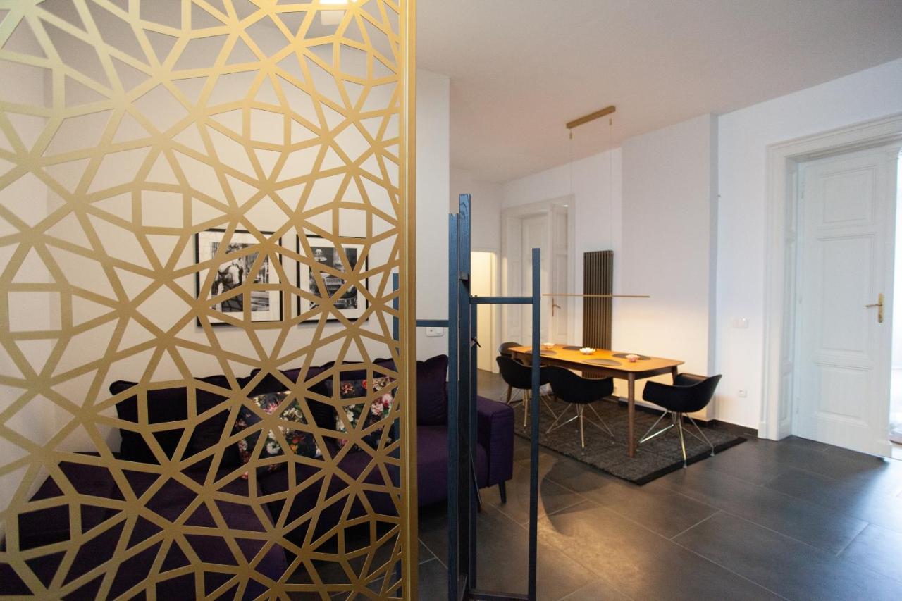 Apartamento Real Deluxe Next To Danube Budapest Exterior foto