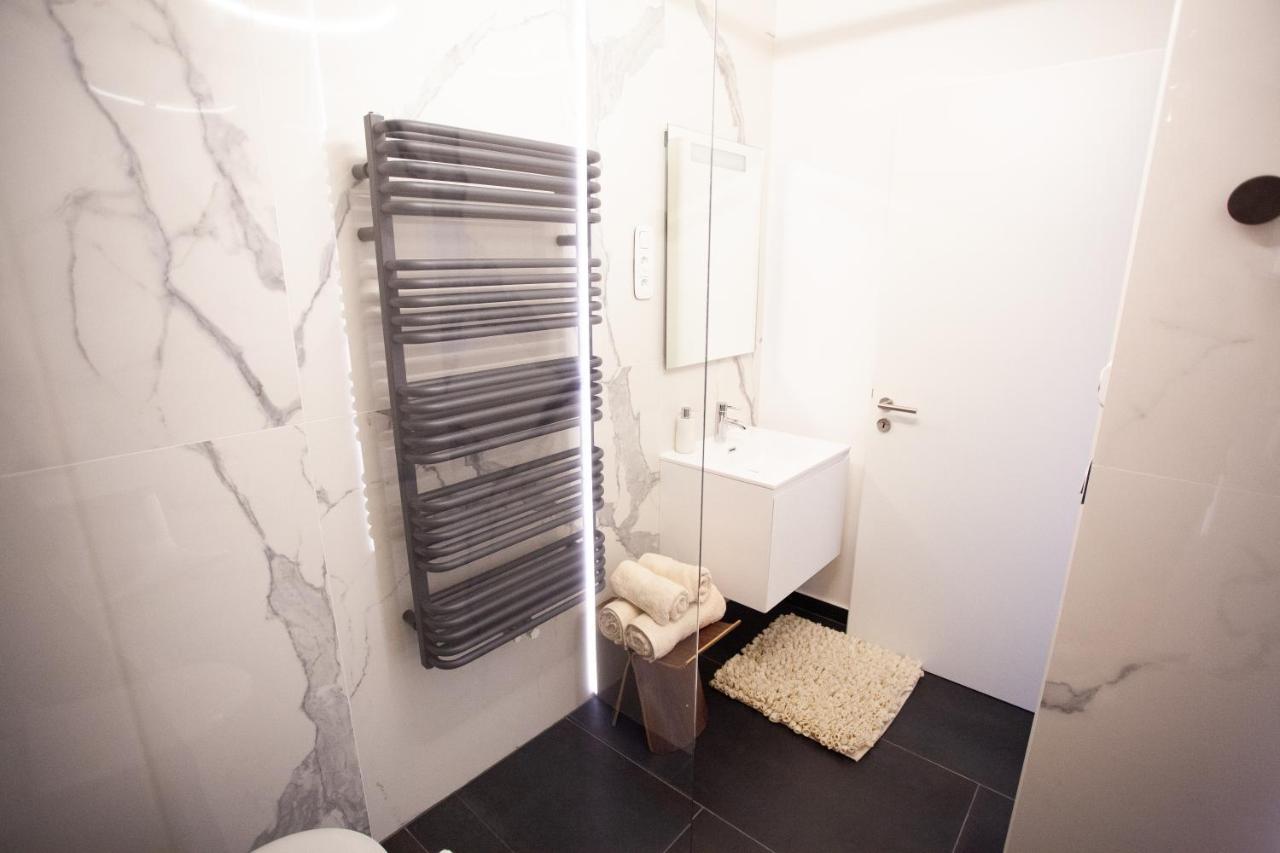 Apartamento Real Deluxe Next To Danube Budapest Exterior foto