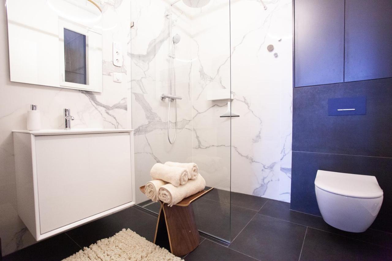 Apartamento Real Deluxe Next To Danube Budapest Exterior foto